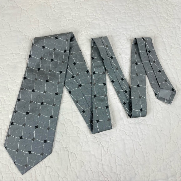 🔥NWT Britches Of Georgetowne Gray Tie 100% Silk Made By Hand In America - Picture 1 of 8